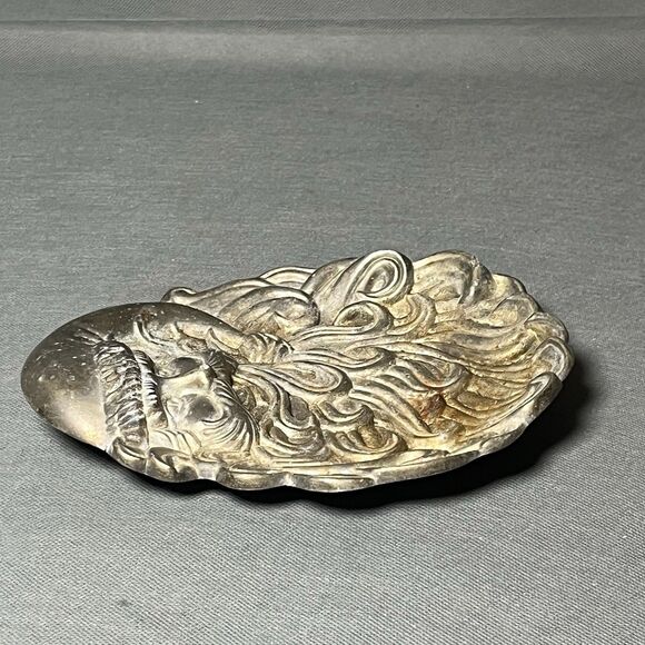 Vintage Santa Claus Candy Dish International Siler Company Silver Plated - Picture 5 of 11